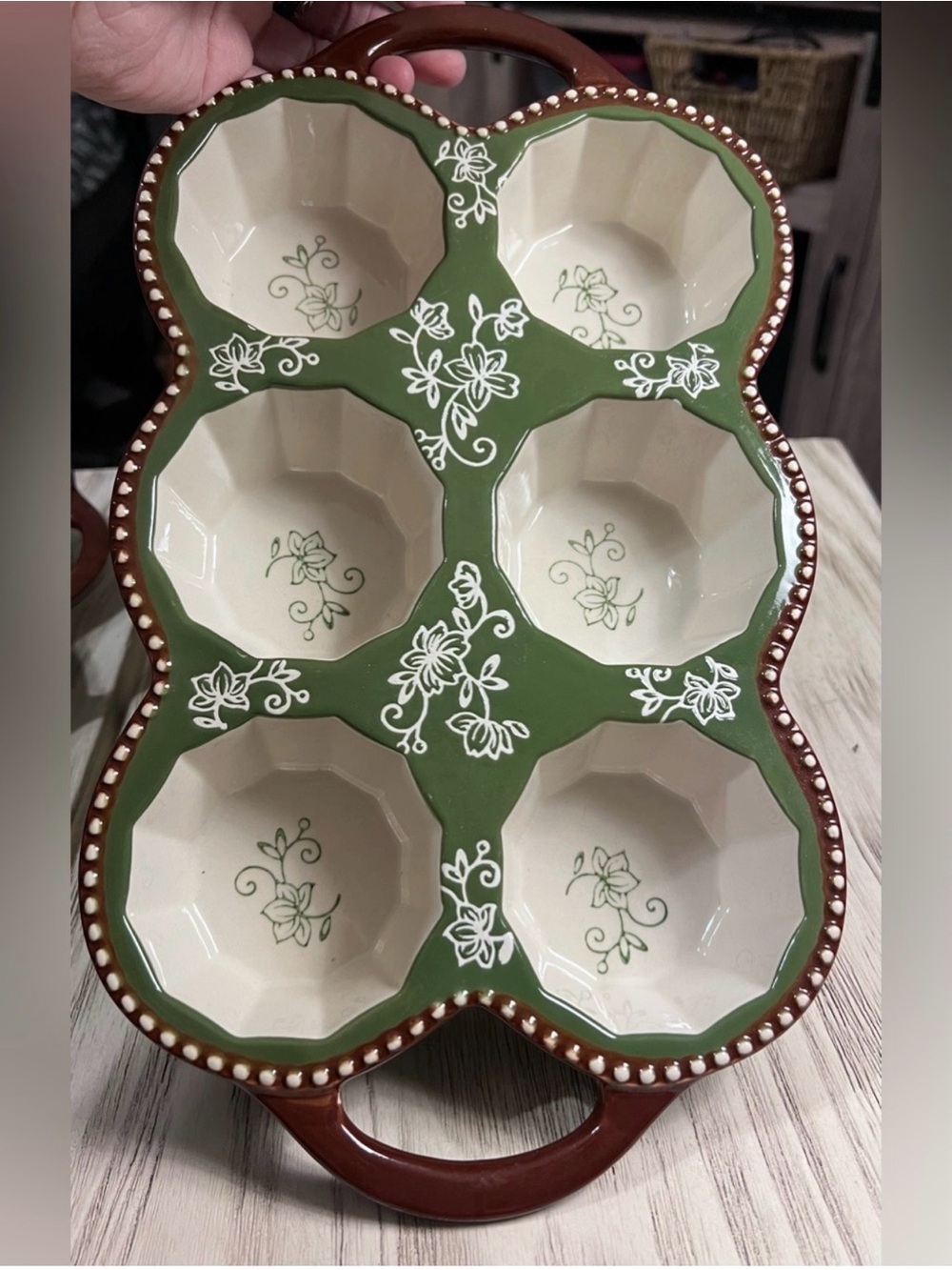 Temp-tations Floral Lace Green 6-Cup Muffin Pans